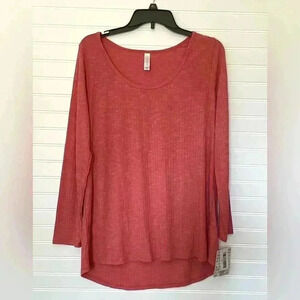 LuLaRoe NWT Lynnae Womens Long Sleeve Lynnae Shirt Size Medium pink Casual Top